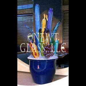 Lighted grouping
 Illuminated cactus group in 
blue ceramic pot
